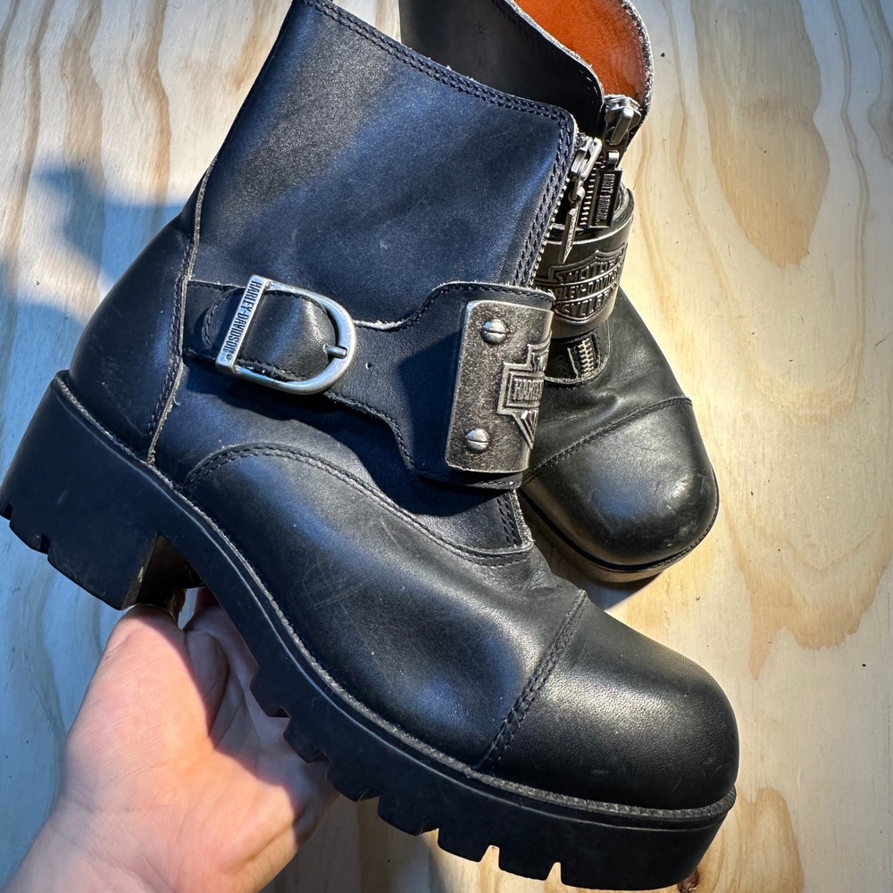 Harley-Davidson Womens 82022 Front Zip Lug Sole Leather Biker Boots Black Size 9